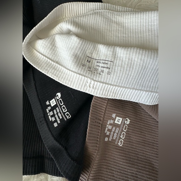 Ribbed Tank Tops Set - Picture 3 of 3